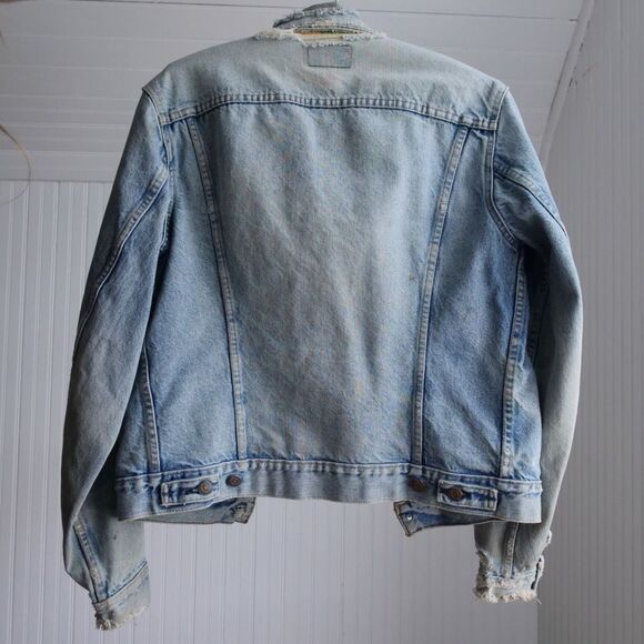 Thrashed 80s Levi's Denim Trucker Jacket - Picture 7 of 8